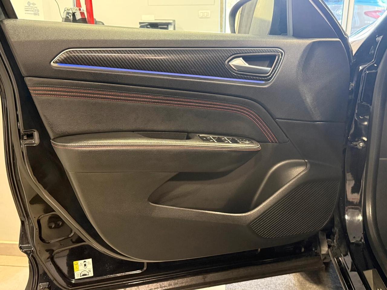 Renault Arkana Hybrid E-Tech 145 CV R.S. Line