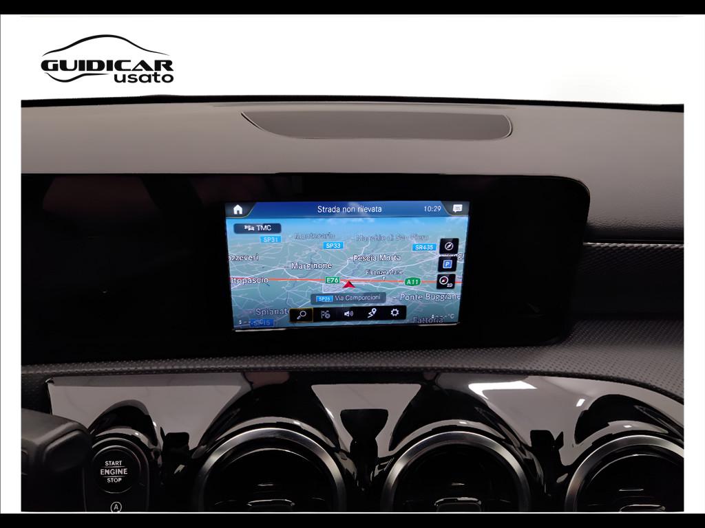 Mercedes-Benz Classe A - W177 2018 - A 180 d Sport auto