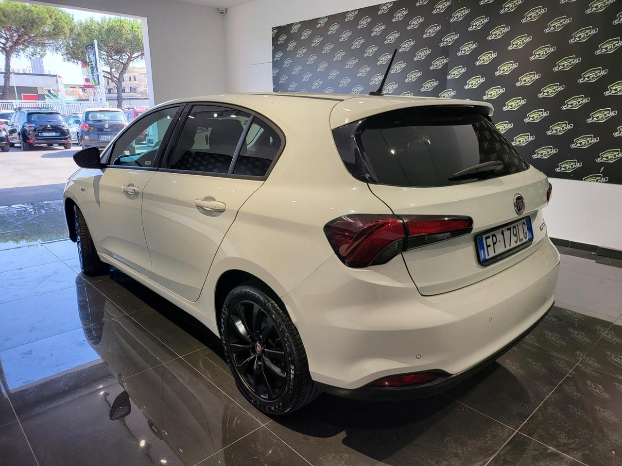 Fiat Tipo - 2018 1.4 T-Jet 120CV S-Design