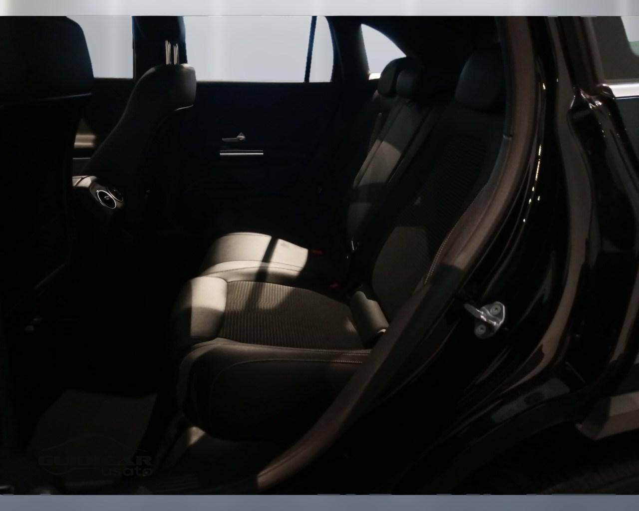 Mercedes-Benz GLA-H247 2020 - GLA 180 d Sport Plus auto