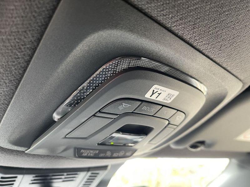 Toyota C-HR 2.0 phev Trend fwd e-cvt - NUOVO