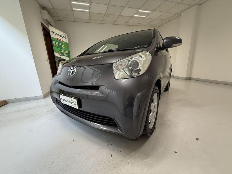 Toyota iQ iQ 1.0 Lounge (high) CVT