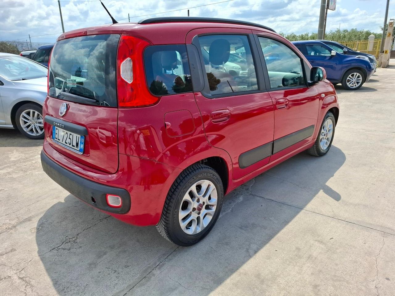 Fiat Panda 1.2 BENZINA LOUNGE - 2012