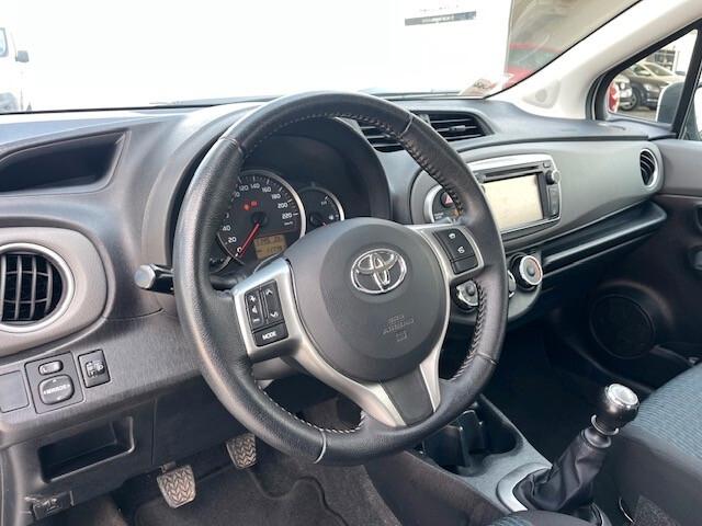 Toyota Yaris 1.4 D-4D 5 porte Lounge 2012