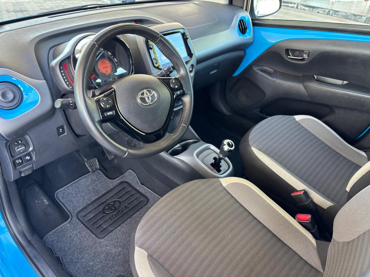 Toyota Aygo 1.0 VVT-i 72 CV 5 porte x-cool MMT
