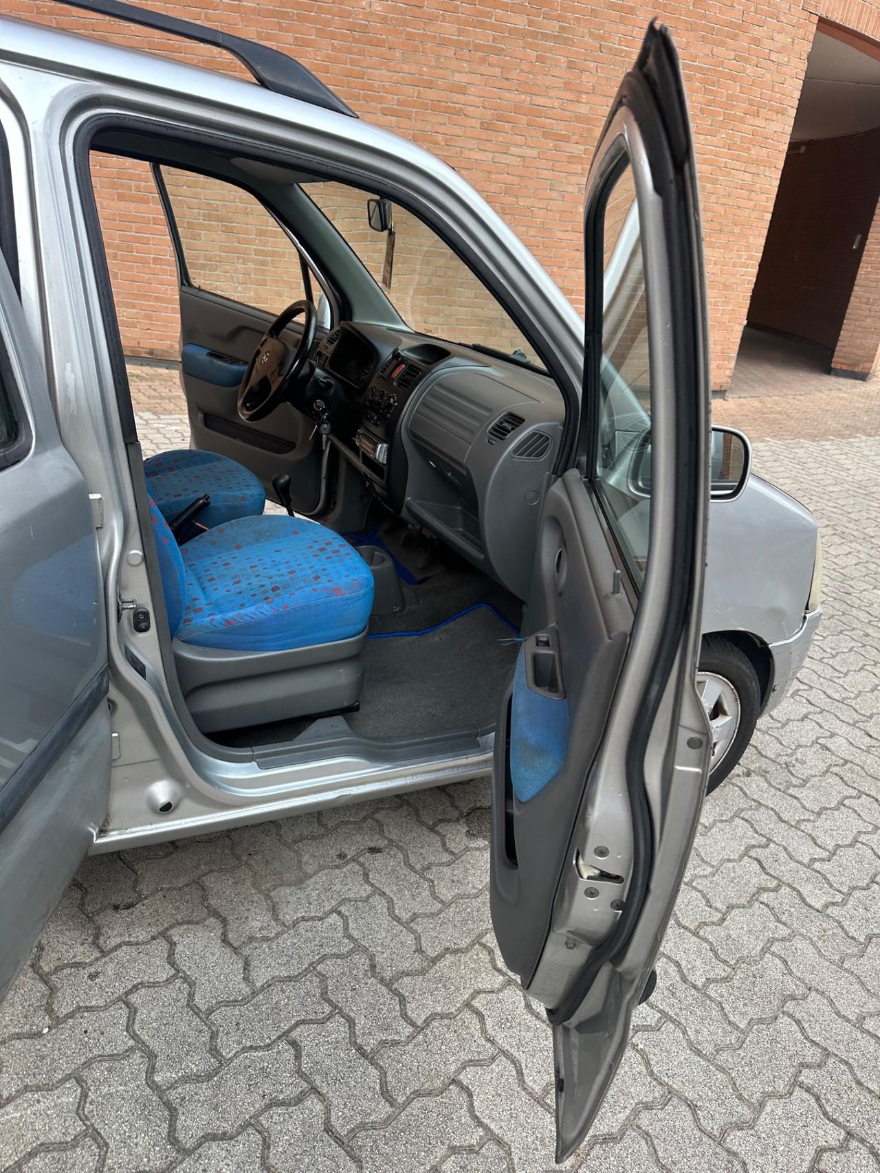 Opel Agila 1.2 16V Cosmo