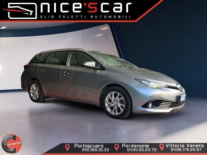 Toyota Auris Touring Sports 1.6 D-4D Business