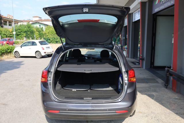 KIA cee'd 1.4 CVVT SW Navi Tel USB Android Apple NEOPATENTAT