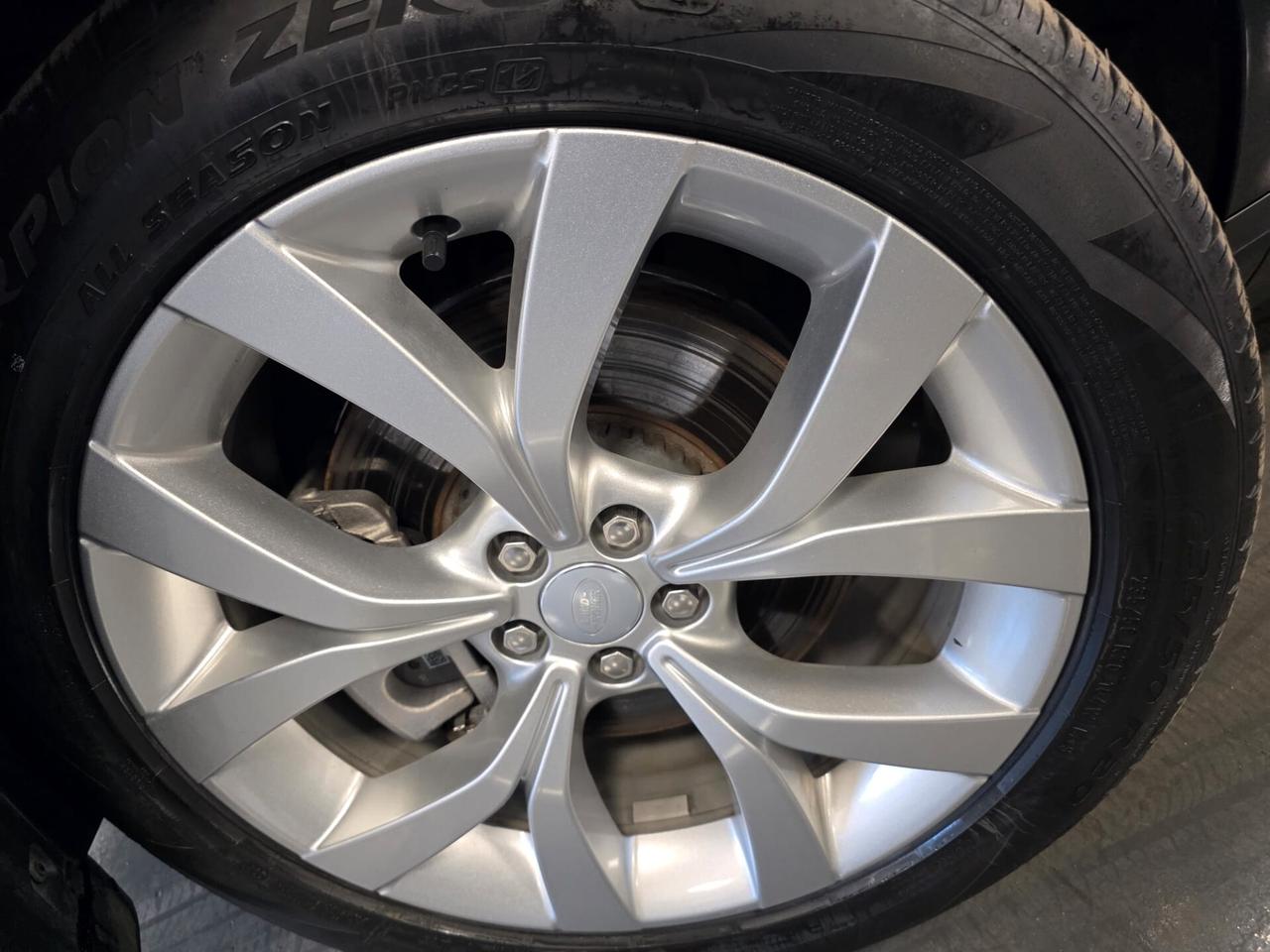 Land Rover Range Evoque 2.0D I4 163 CV AWD Auto R-Dynamic HSE