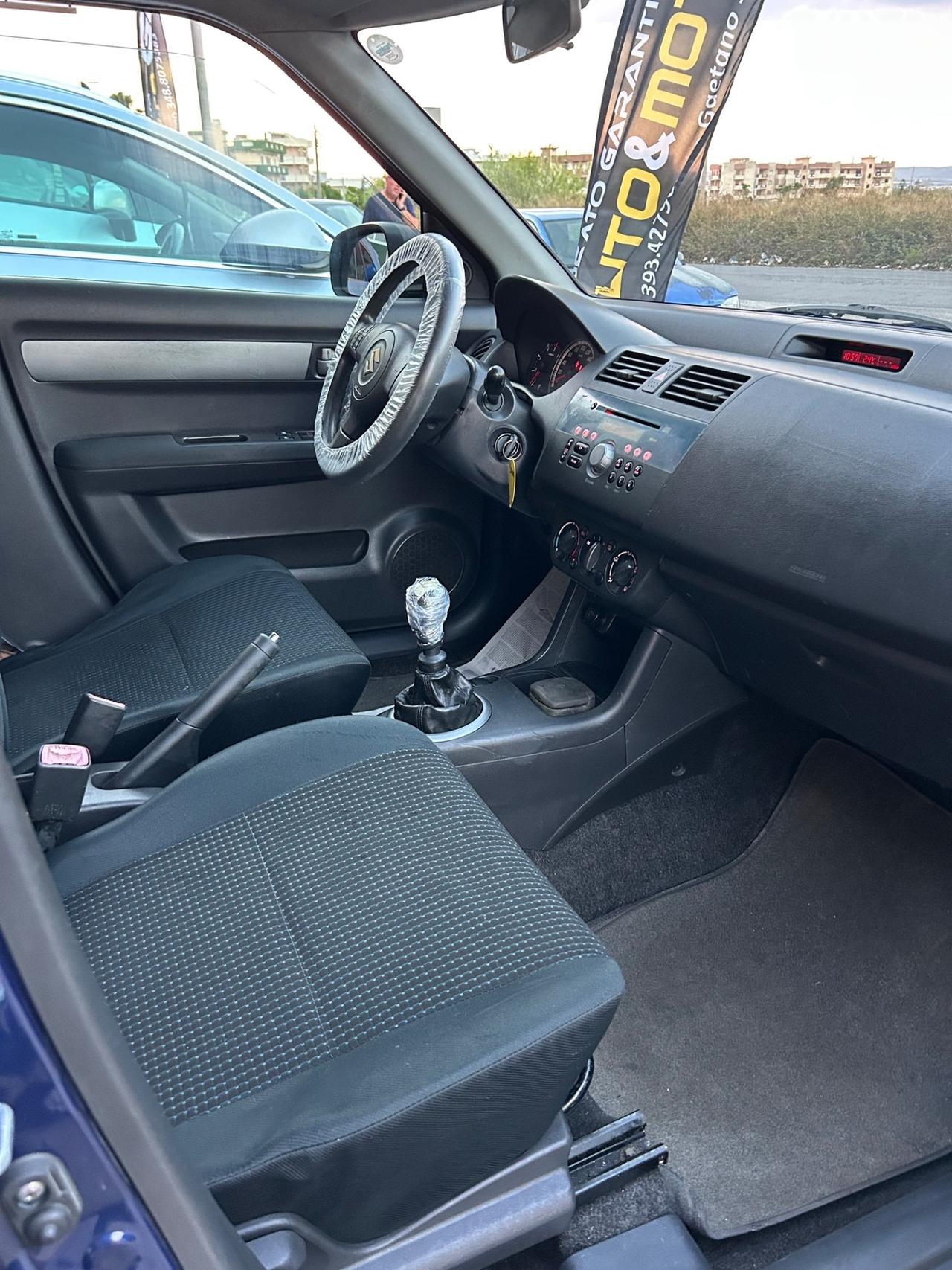 Suzuki Swift 1.3 DDiS 5p. GLX