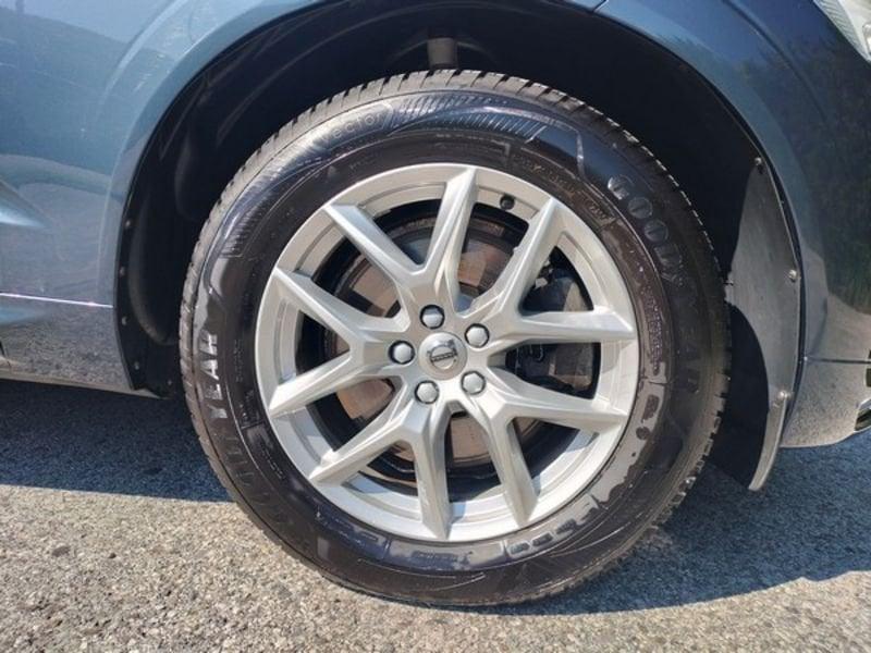 Volvo XC60 D5 AWD Geartronic Momentum
