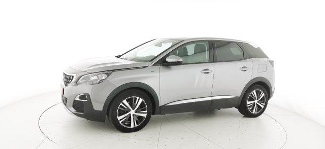 PEUGEOT 3008 Hybrid 225 e-EAT8 Allure