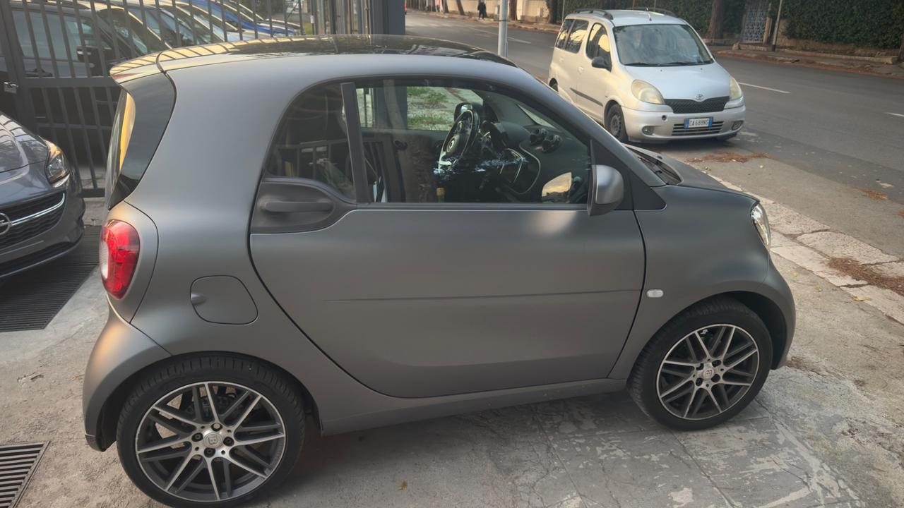Smart ForTwo 90 0.9 Turbo Allestimento Brabus