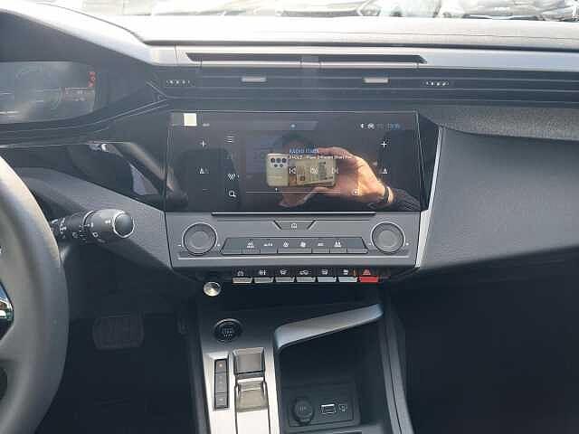 Peugeot 308 Hybrid 145 e-DCS6 Allure KM0