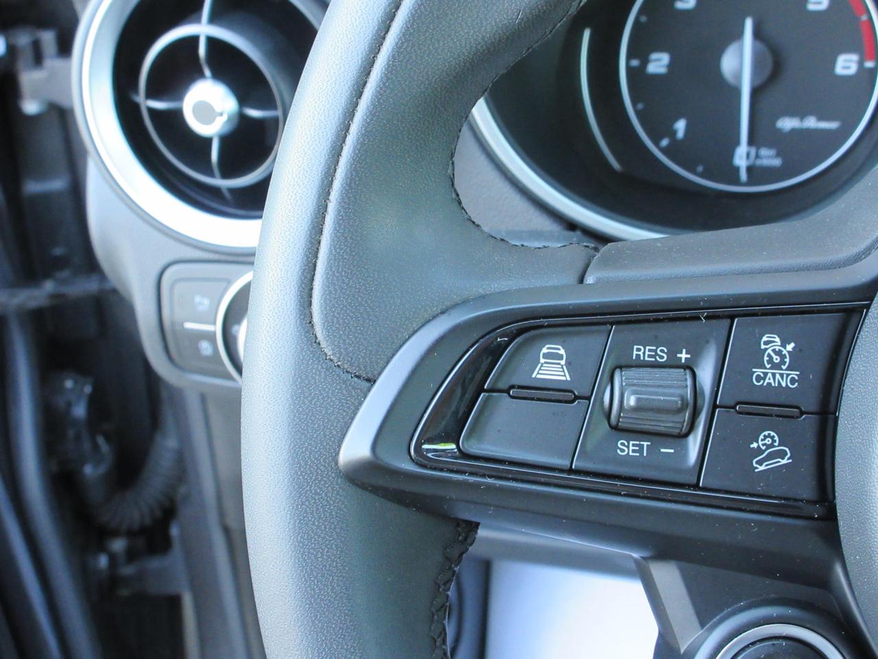 Alfa Romeo Stelvio 2.2 t Business Q4 190cv auto