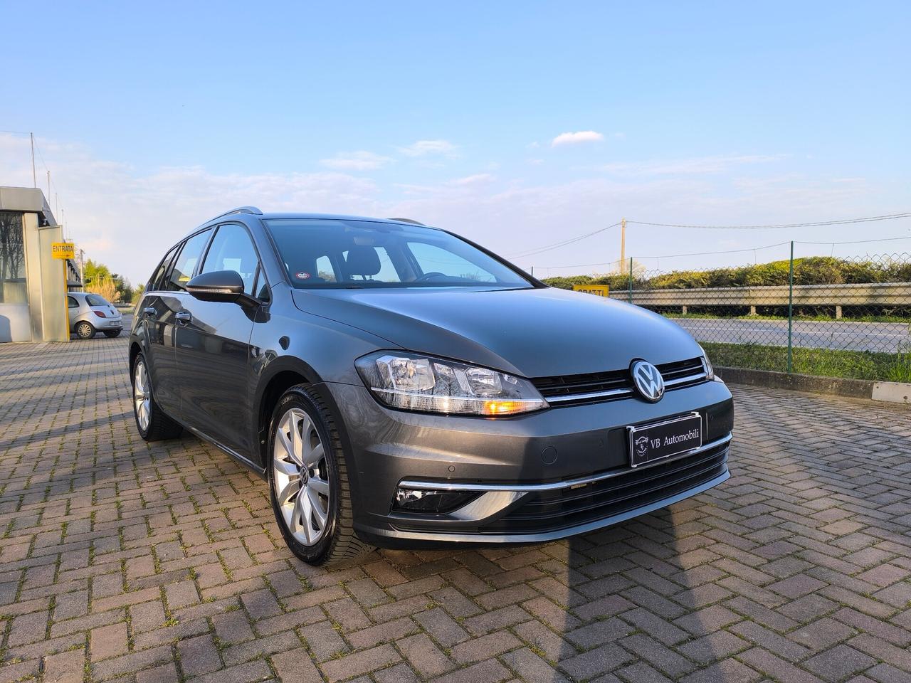 Volkswagen Golf Variant 2.0 TDI Executive BlueMotion Technology