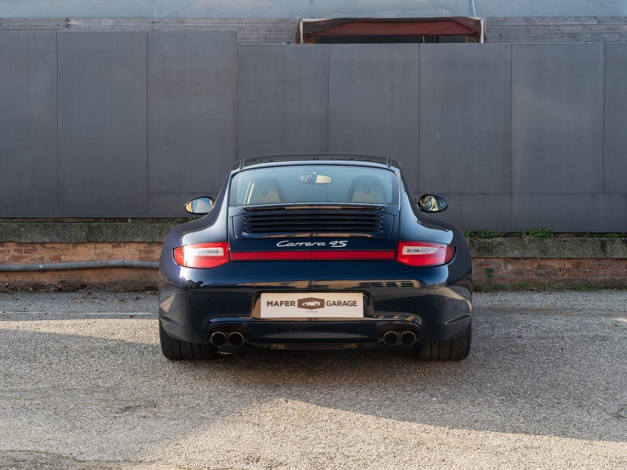 Porsche 911 Carrera 4S Coupé