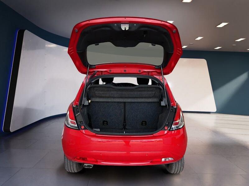 Lancia Ypsilon III 2015 1.0 hybrid Gold s&s 70cv