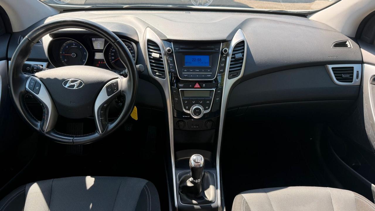 Hyundai i30 Wagon 1.6 CRDi Comfort A/T