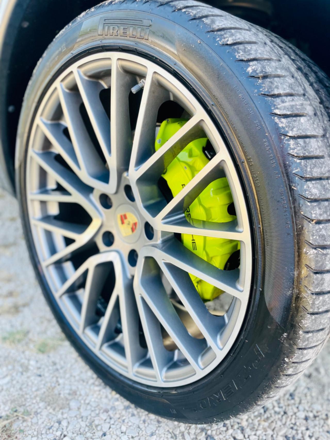 Porsche Cayenne 3.0 S E-Hybrid Platinum Edition