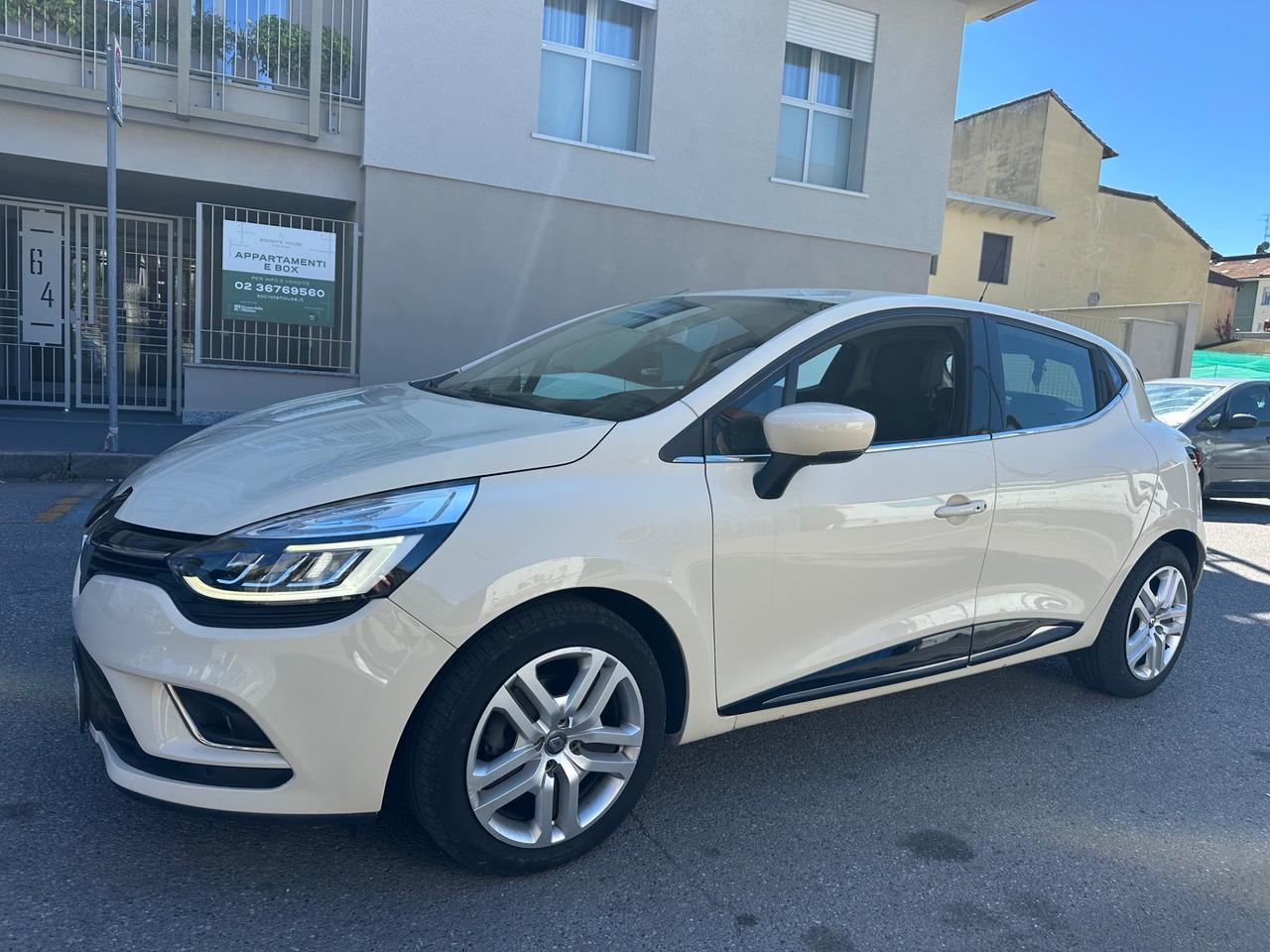 Renault Clio TCe 12V 90CV Start&Stop 5 porte Energy Duel2