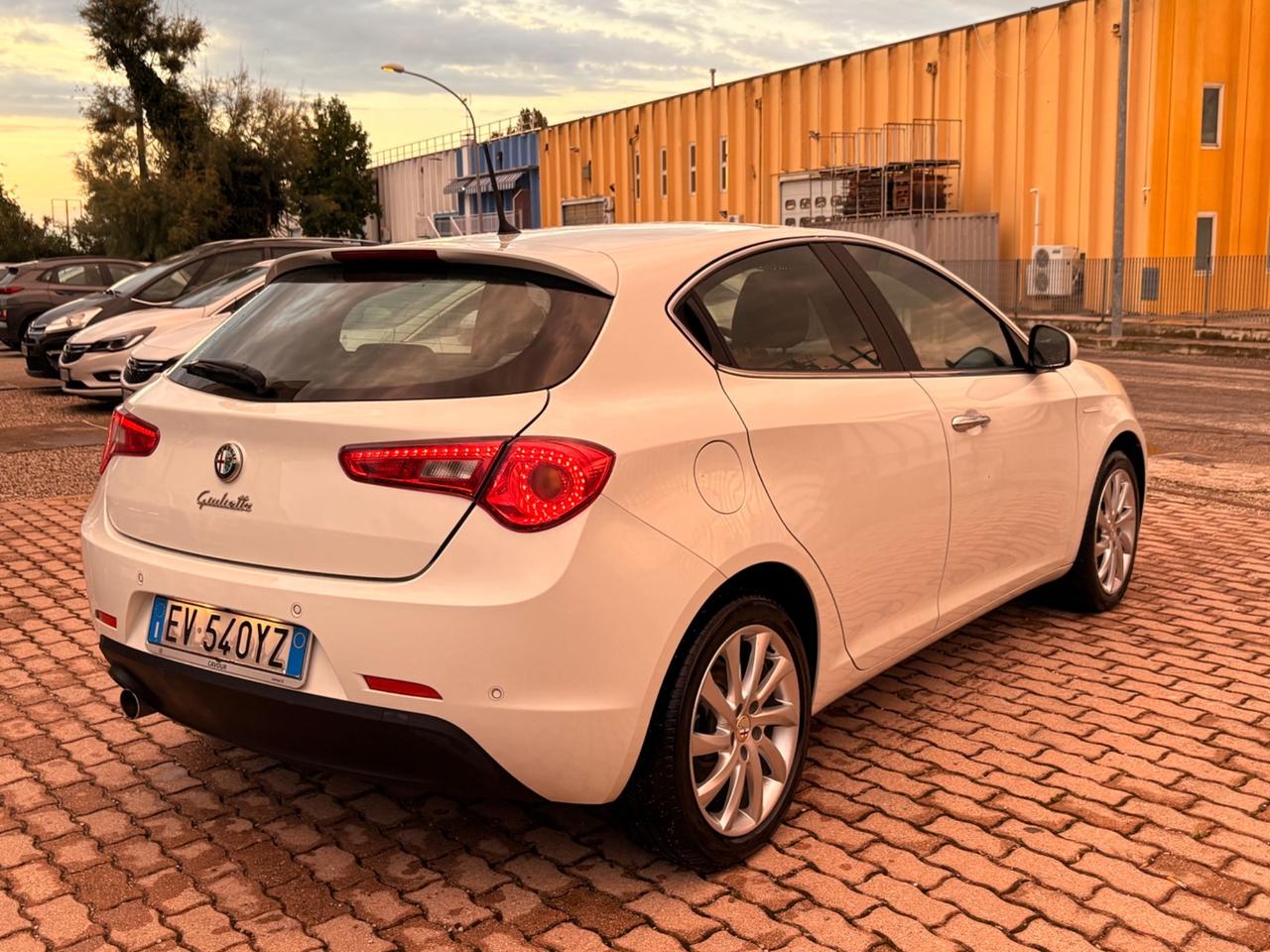 Alfa Romeo Giulietta 1.6 JTDm-2 105 CV Exclusive