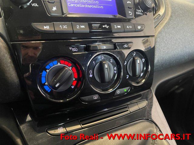 LANCIA Ypsilon 1.0 FireFly 5p S&S Hybrid Ecochic Gold PROMO!