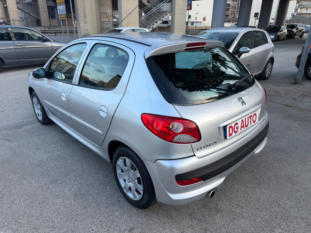 Peugeot 206 Plus 1.1 benzina 60 cv 2011