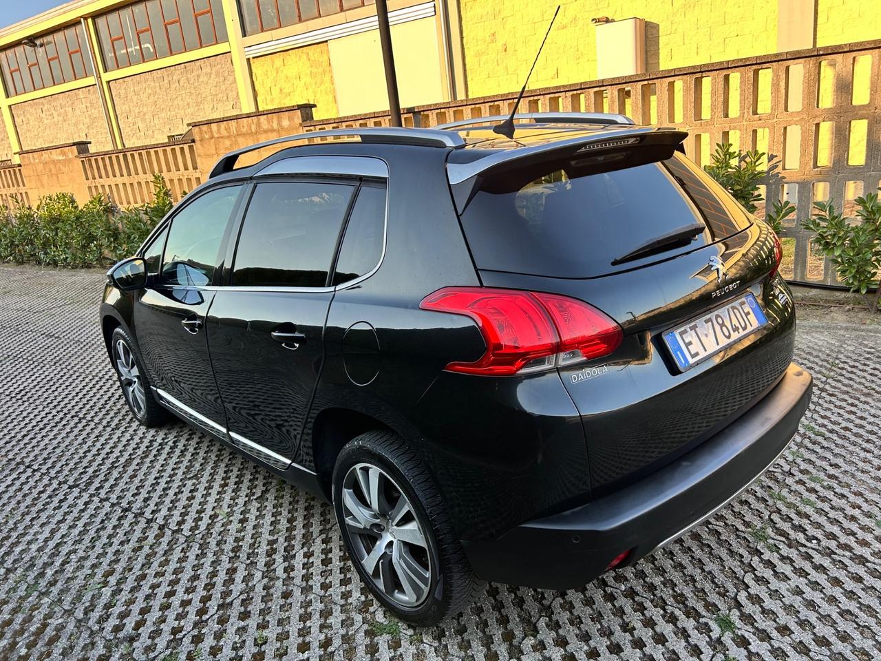 Peugeot 2008 BlueHDi 130 S&S EAT8 Allure