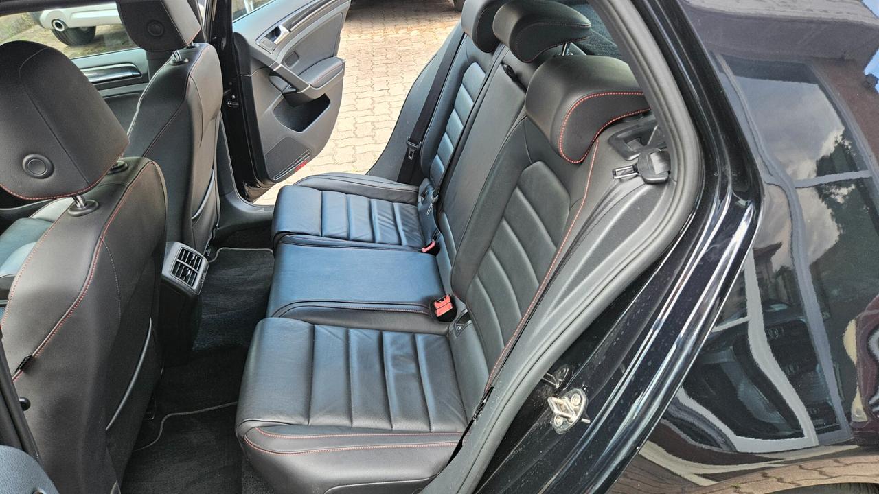 Volkswagen Golf GTI 5p 2.0 tsi PERFORMANCE 220CV PELLE-NAVY-SED.RISC.