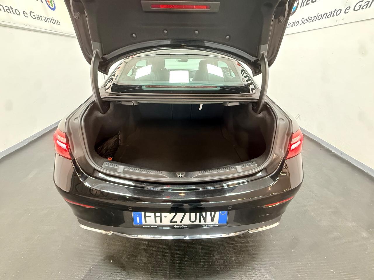 Mercedes-benz E 220 d 194cv Coupé Premium Amg 03/2017 Euro 6B