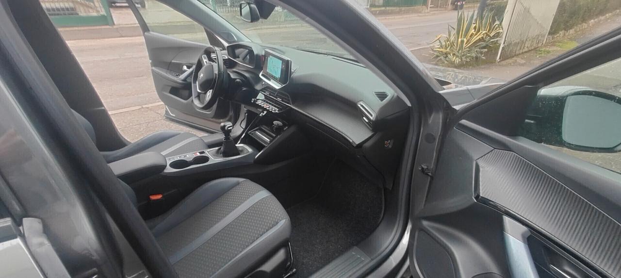 Peugeot 2008 BlueHDi 100 S&S Allure