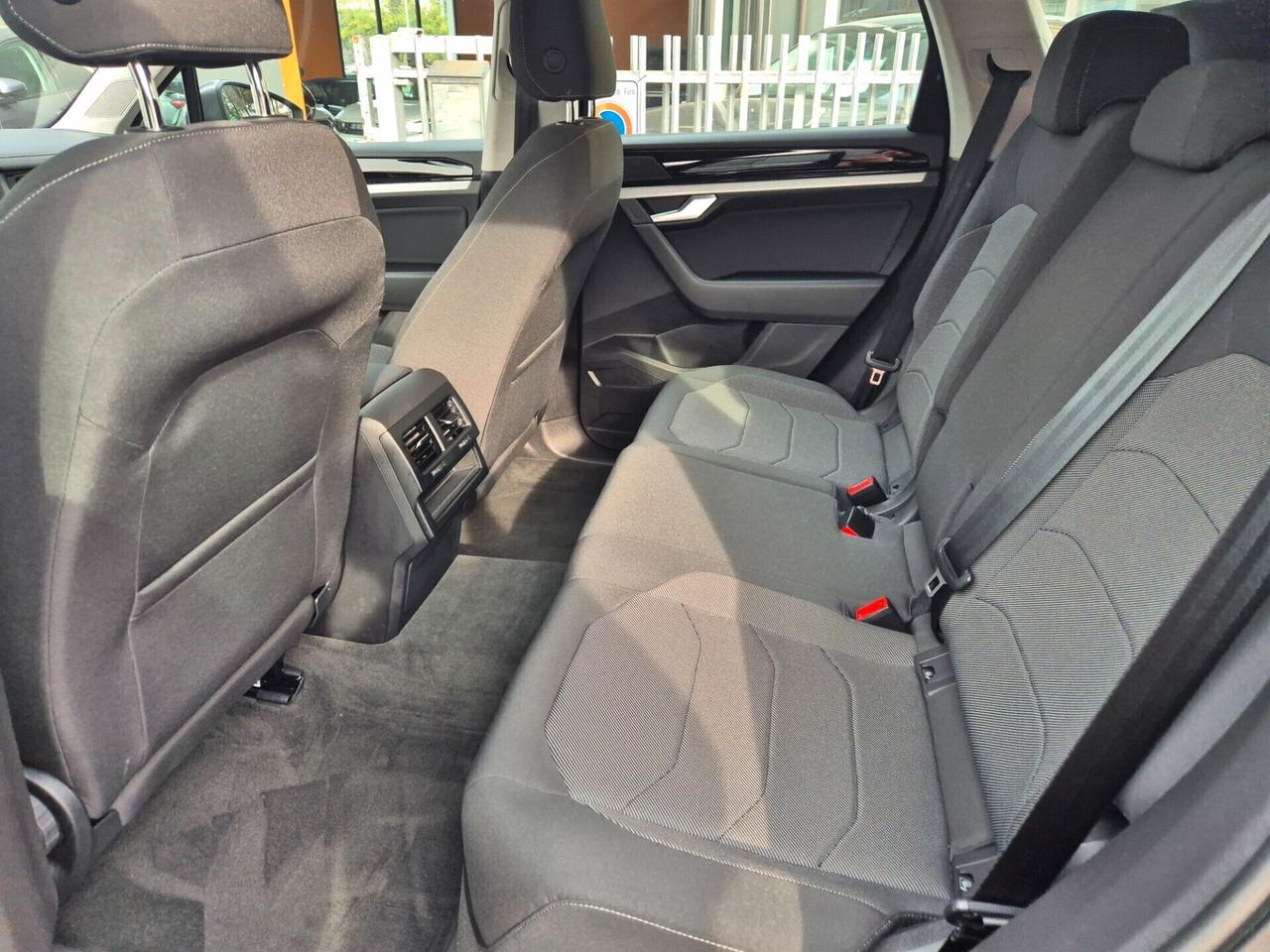 Volkswagen Touareg 3.0 V6 TDI SCR Elegance