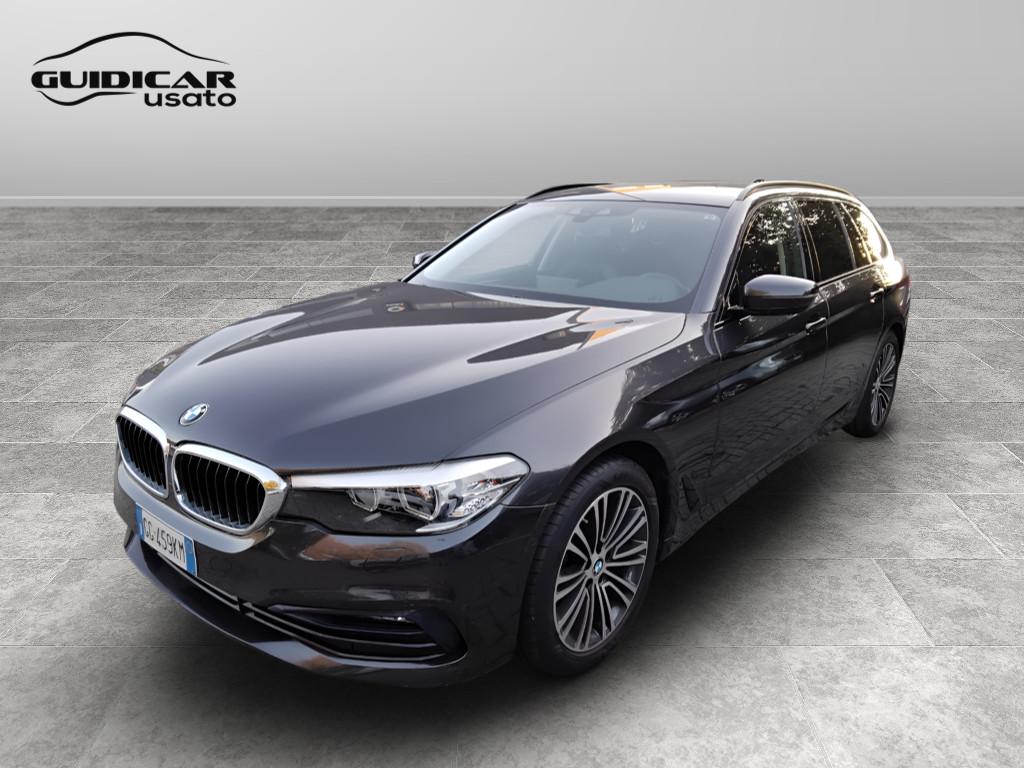 BMW Serie 5 G31 2020 Touring LCI - 520d Touring mhev 48V xdrive Luxury auto