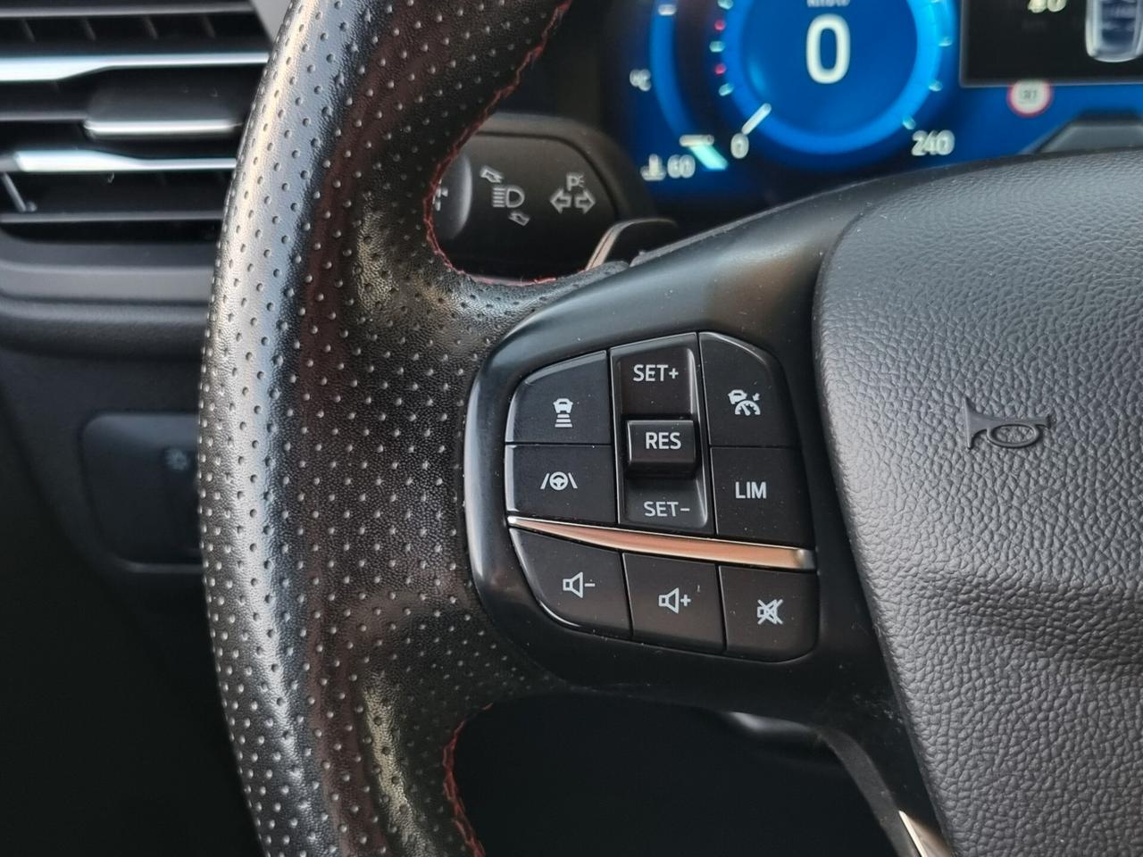 Ford Kuga 2.0 EcoBlue 120 CV aut. 2WD ST-Line
