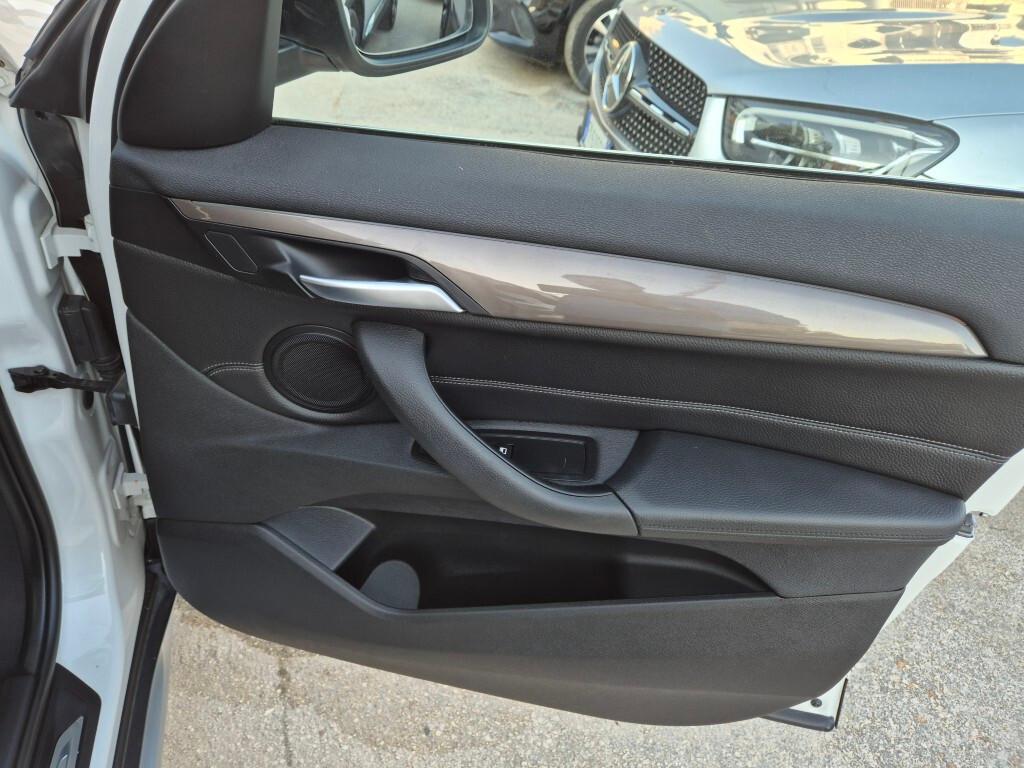 Bmw X1 X-Drive 20d X-LINE PELLE LED