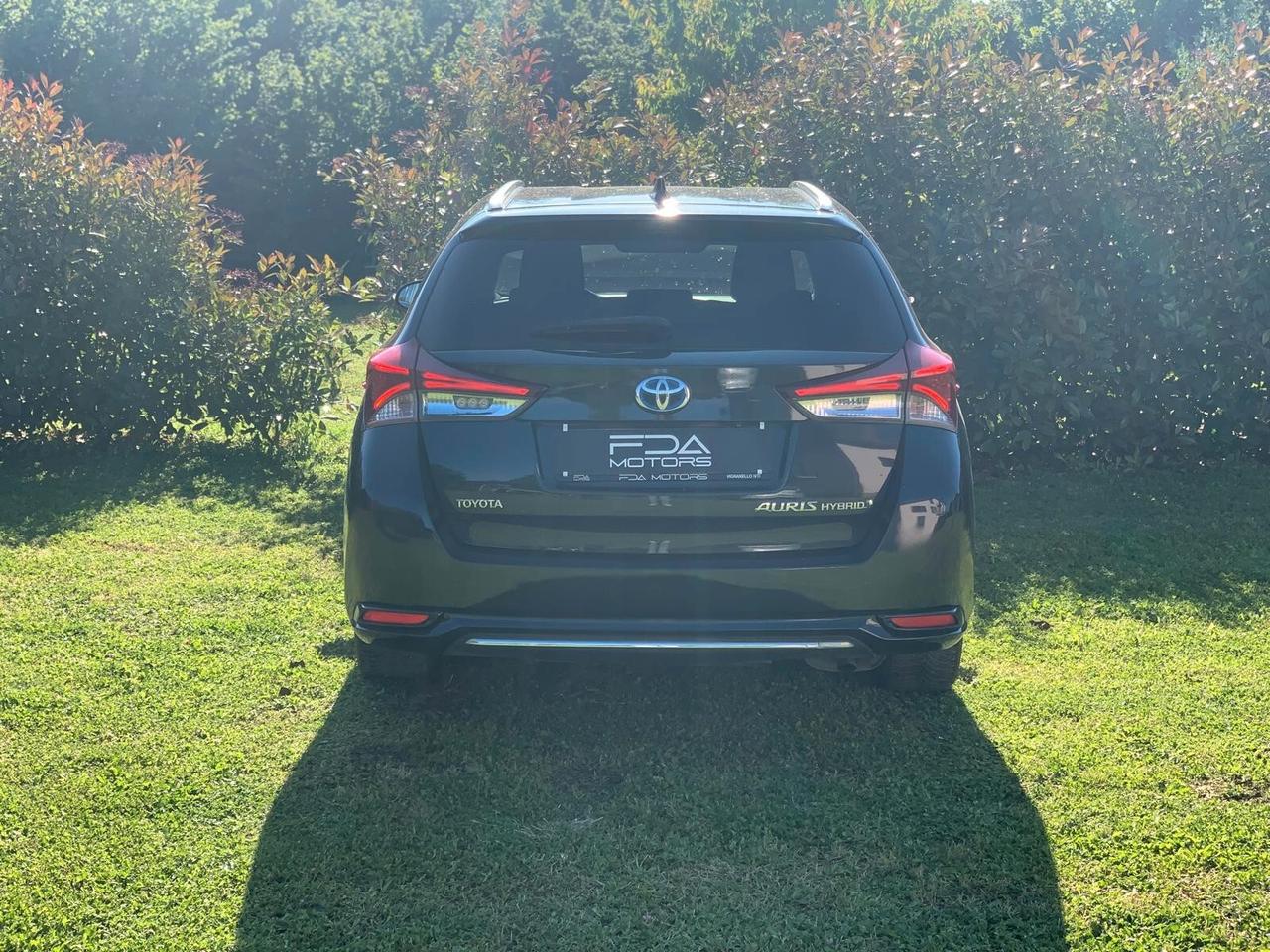 Toyota Auris Touring Sports 1.8 Hybrid Lounge
