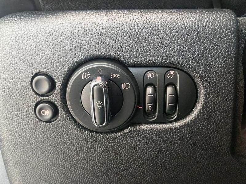 MINI Mini 5 porte 5p 1.5 Cooper Classic auto