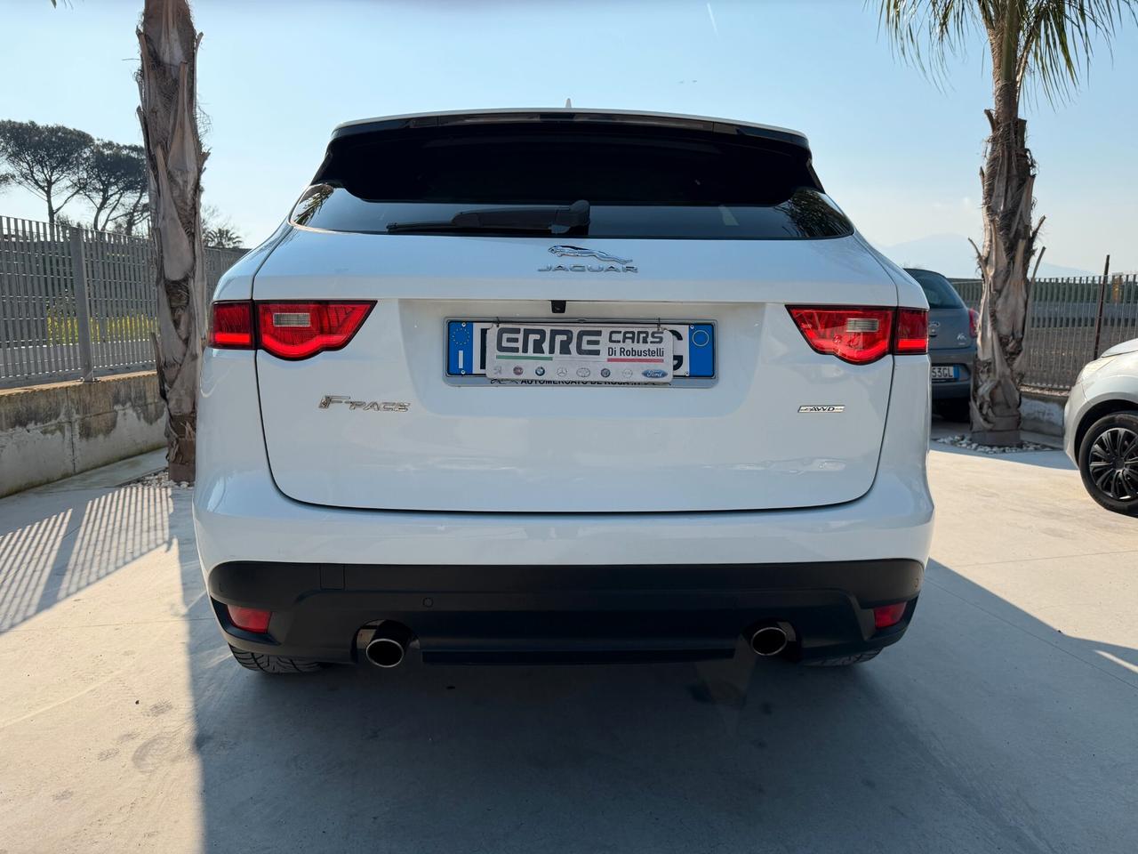 JAGUAR F-PACE R-SPORT 2017 2.0 DIESEL 241 CV *LEGGI
