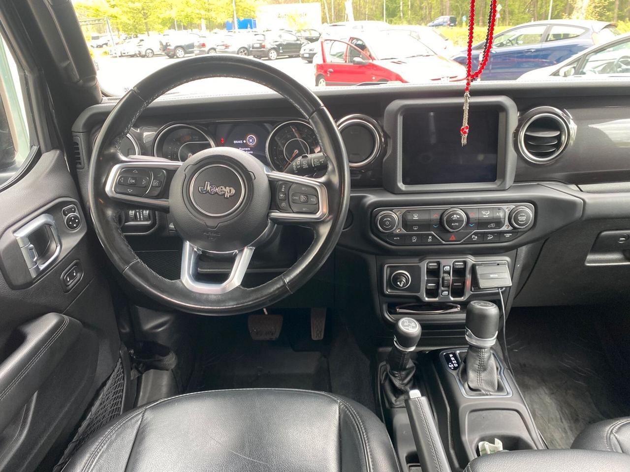 Jeep Wrangler Unlimited 2.2 Mjt II Sport