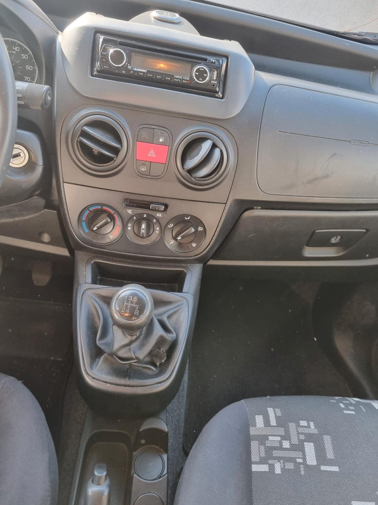 Fiat Qubo 1.4 8v natural power Dynamic 70cv E6