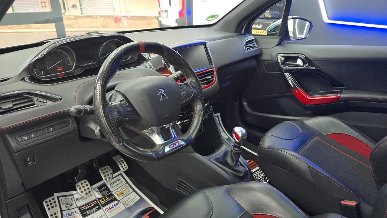 Peugeot 208 1.6 THP 200 CV 3 porte GTi