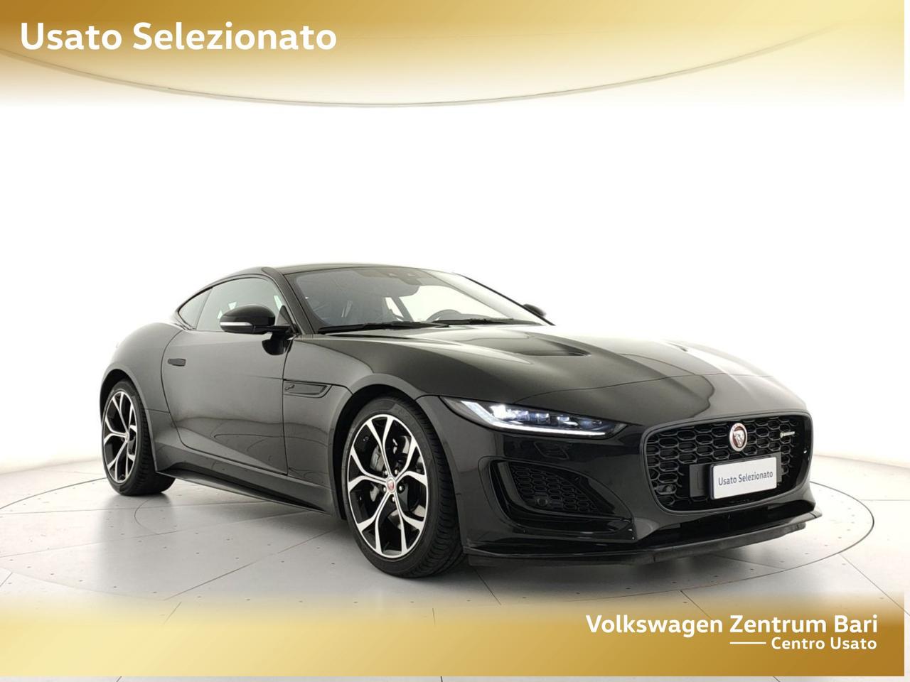 Jaguar F-Type coupe 2.0 i4 r-dynamic rwd 300cv auto