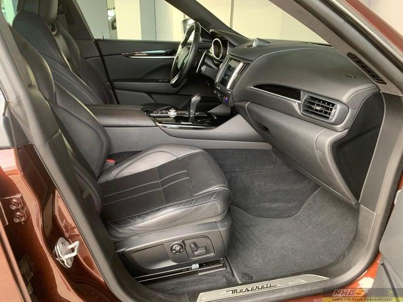 Maserati Levante V6 Diesel 250 CV AWD