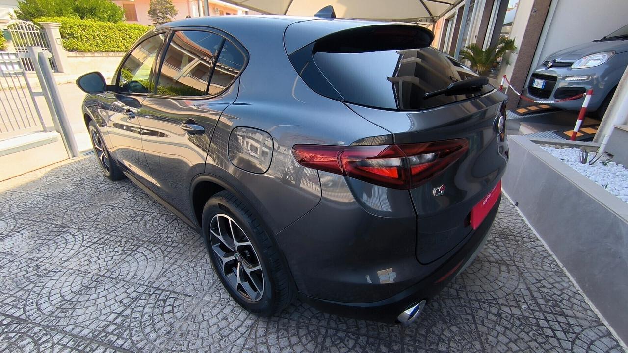 Alfa Romeo Stelvio 2.2 Turbodiesel 210 CV AT8 Q4 B-Tech