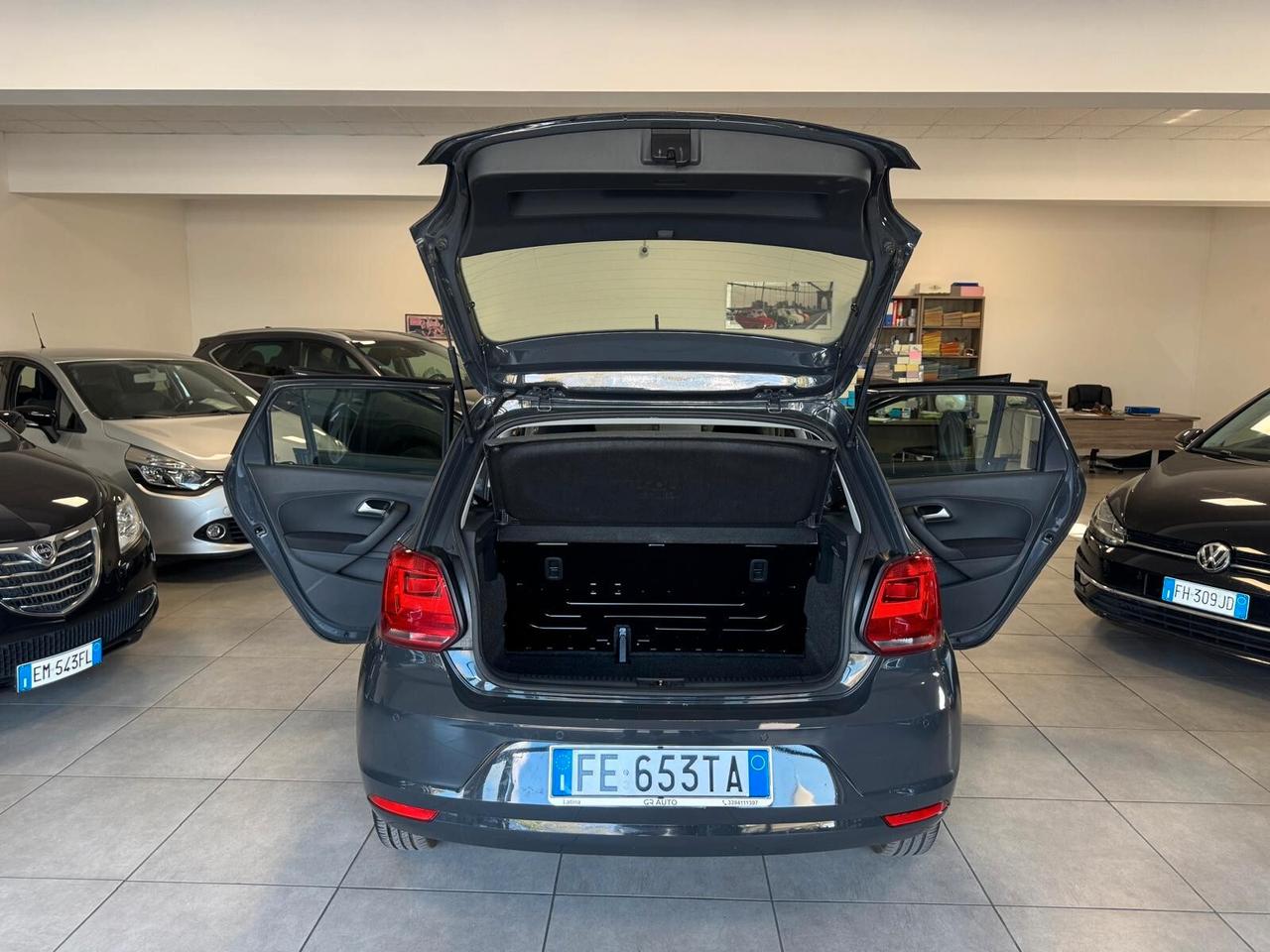 Volkswagen Polo 1.0 MPI BENZ 60CV 5P TRENDLINE 2016