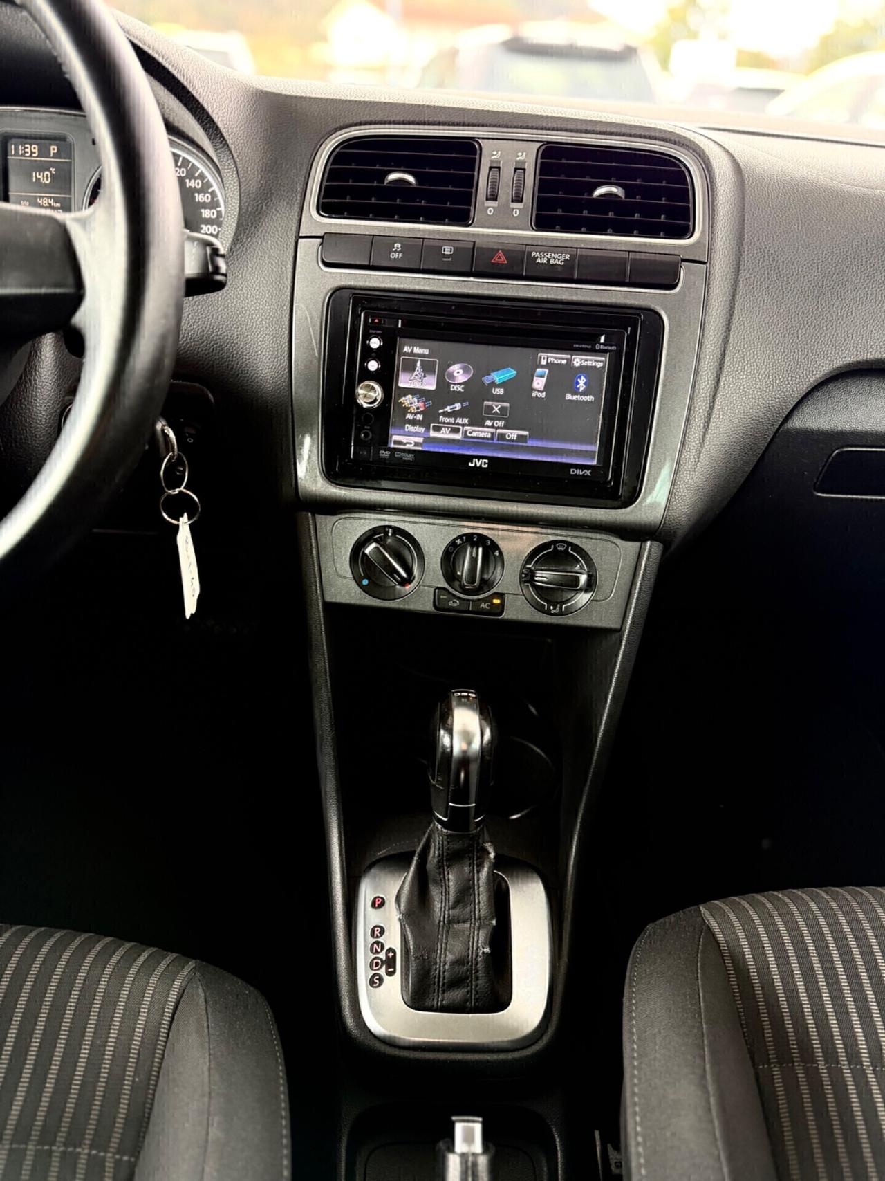 VW Polo 1.6 TDI 90CV AUTOMATICA DSG ANCHE NEOPATENTATI