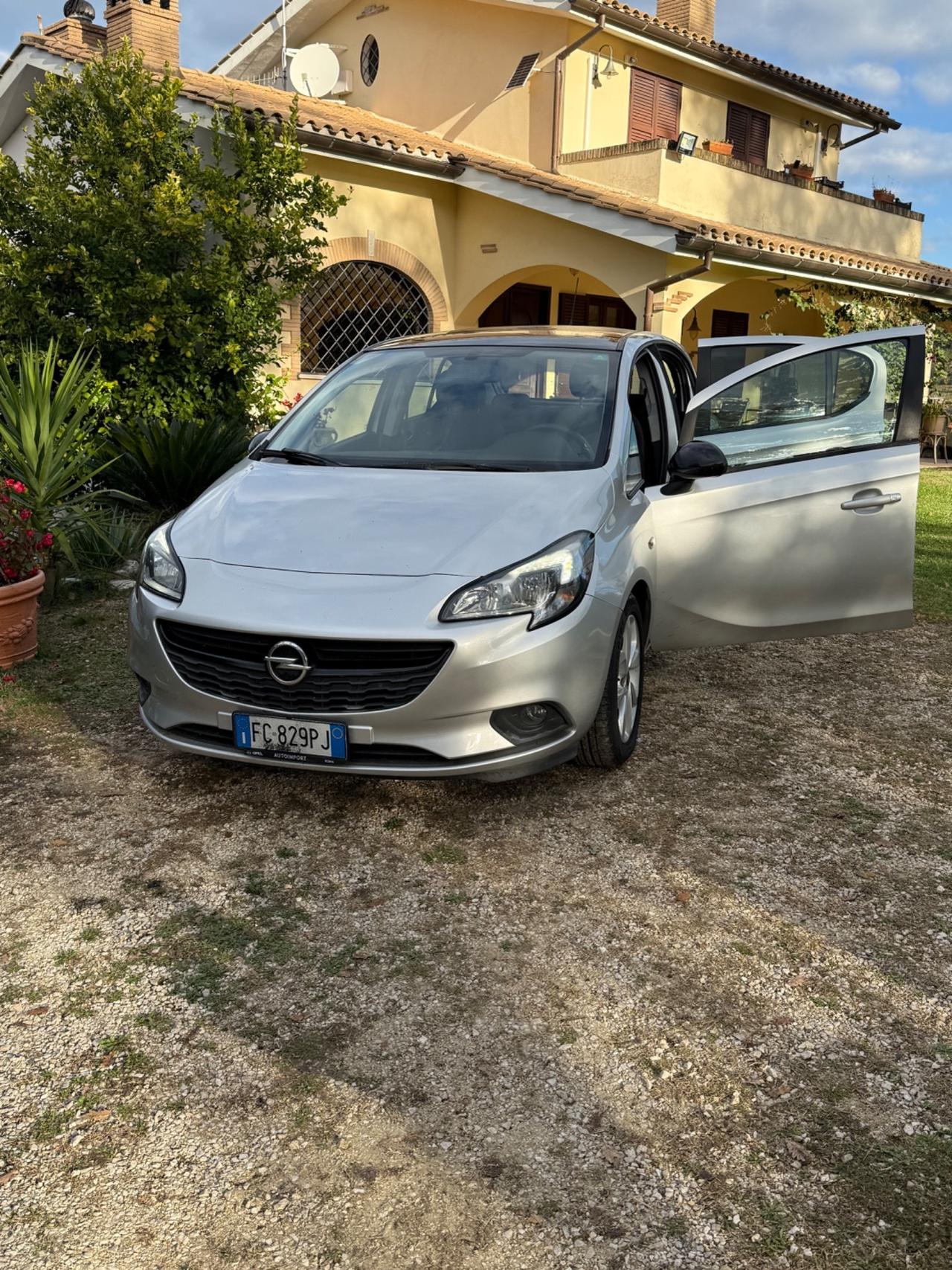 Opel Corsa 1.4 90CV GPL Tech 5 porte Innovation