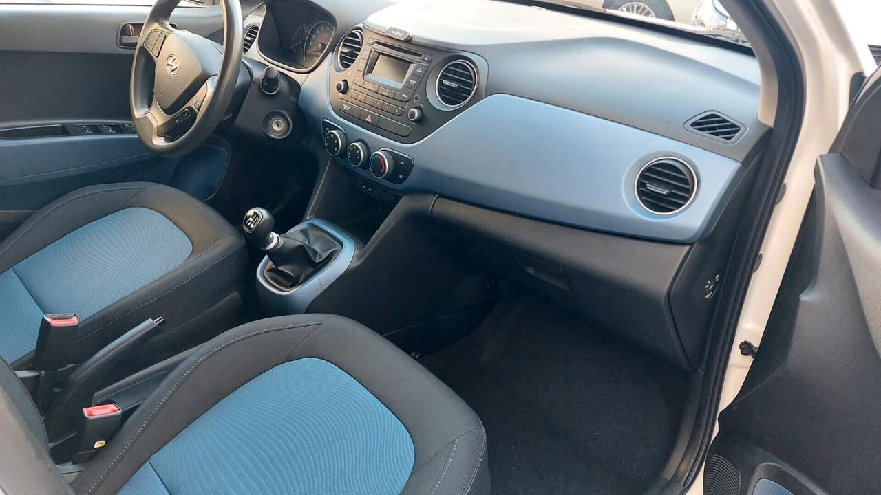 Hyundai i10 1.0 MPI Sound Edition