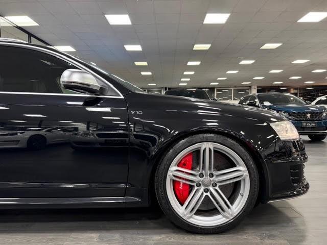 Audi RS6 RS6 Avant 5.0 V10 fsi quattro tiptronic